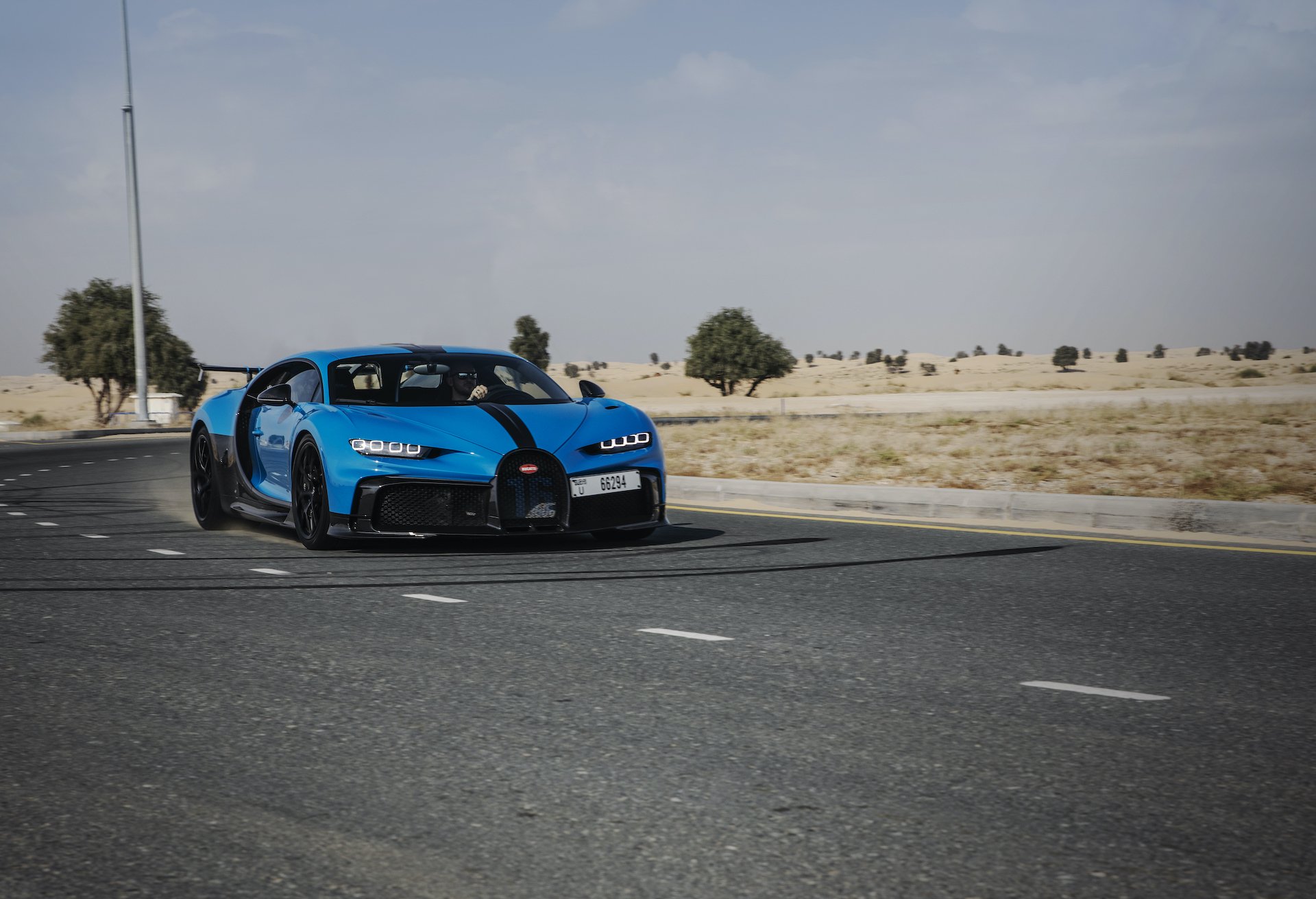 Der Bugatti Chiron Sport in Dubai: Extravaganz trifft Superlativ 1